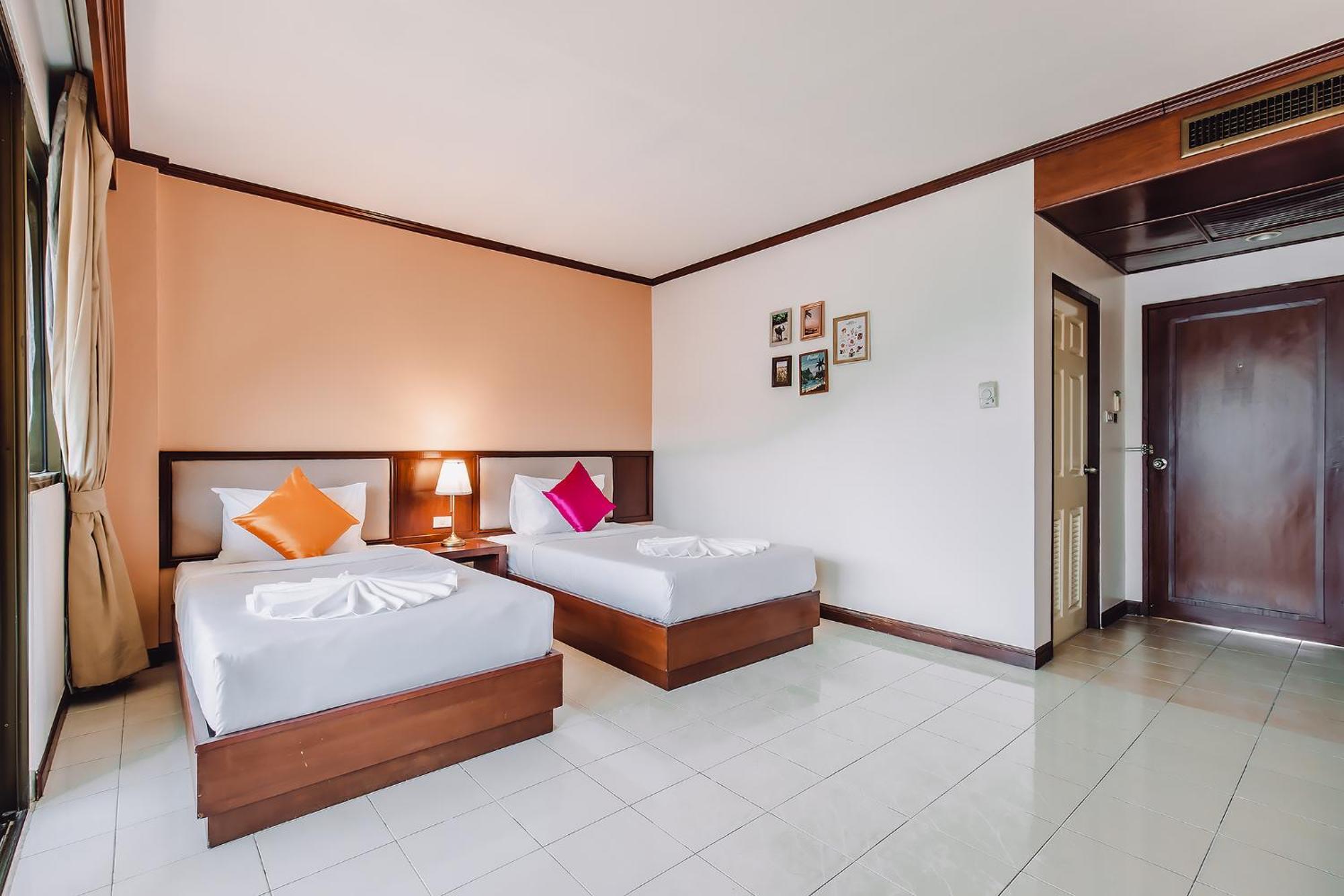 Bauman-Ville Hotel Patong מראה חיצוני תמונה