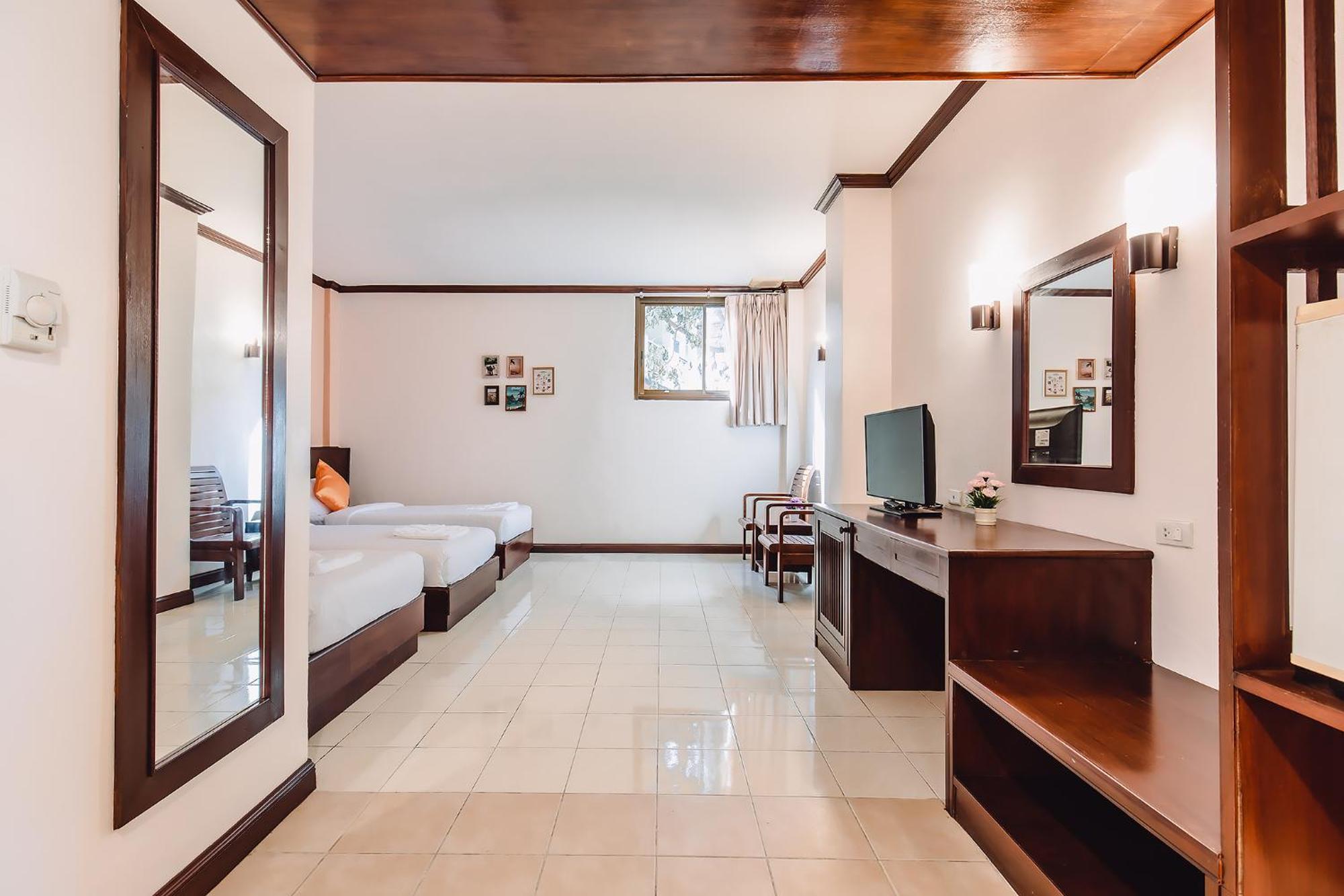 Bauman-Ville Hotel Patong מראה חיצוני תמונה