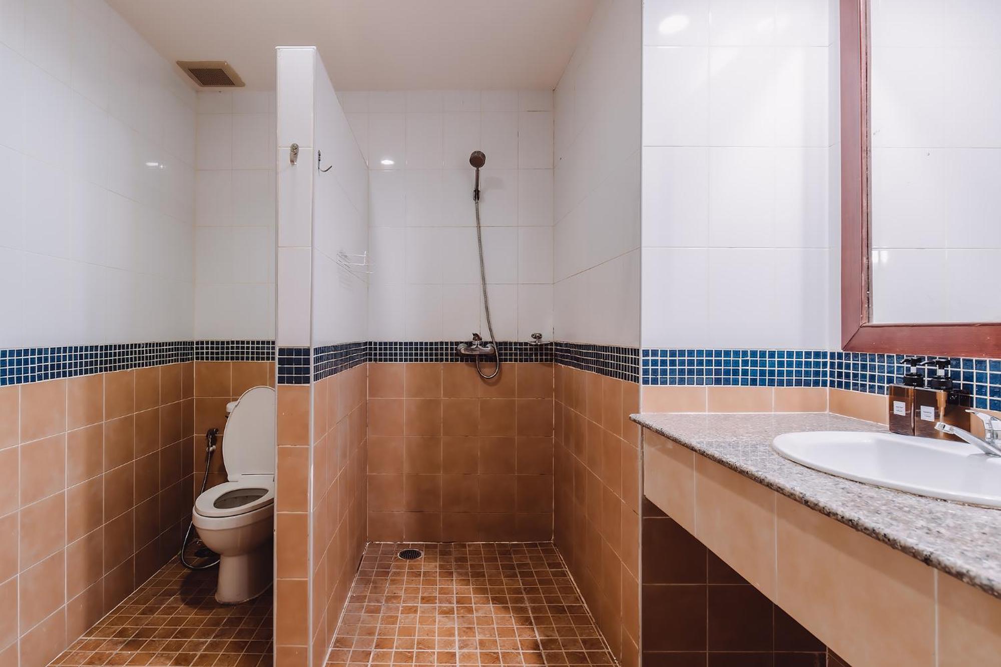 Bauman-Ville Hotel Patong מראה חיצוני תמונה