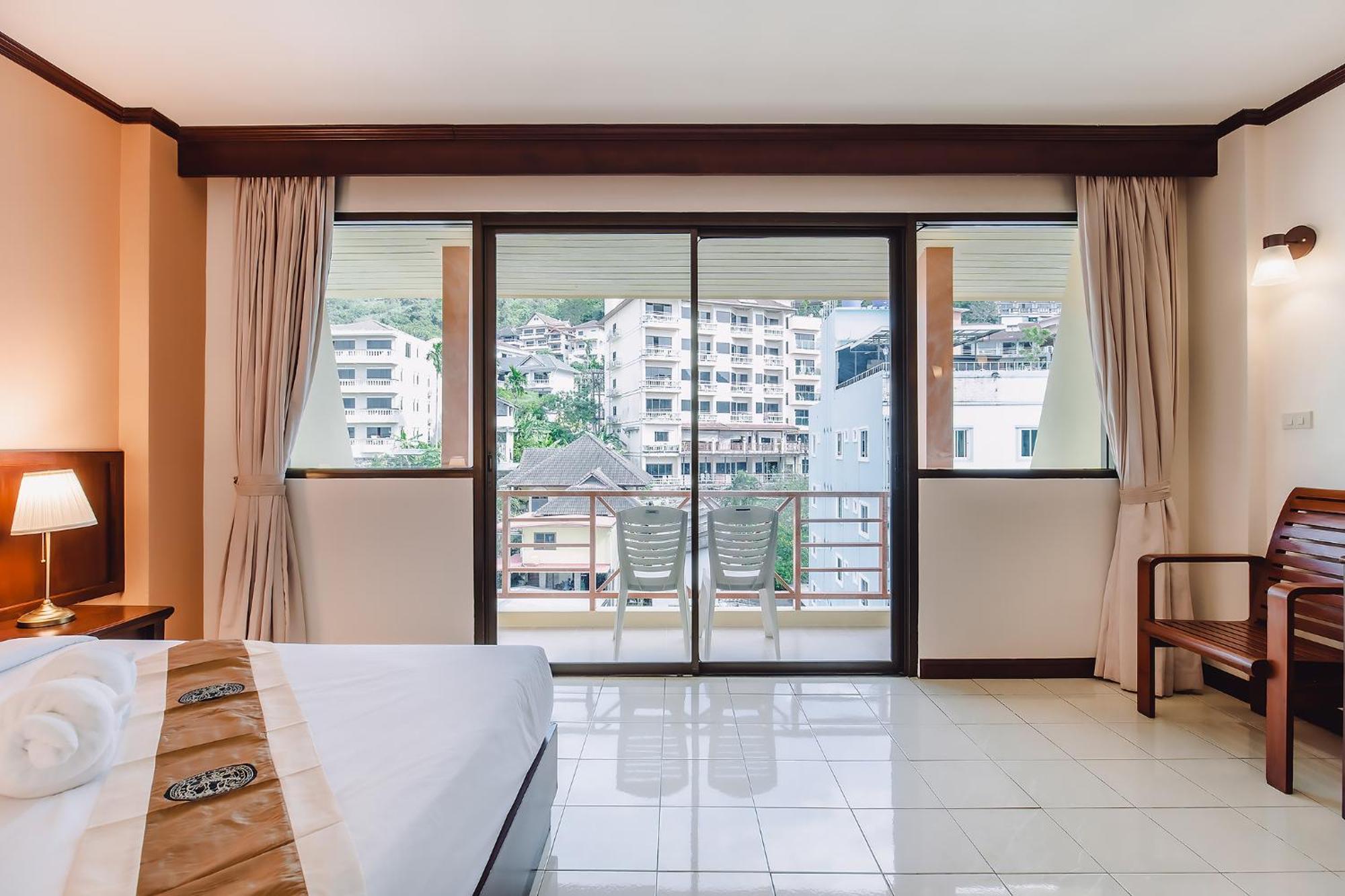 Bauman-Ville Hotel Patong מראה חיצוני תמונה